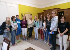 Michaela Krynická, Martina Trepková, Ondřej Fliegel, Lucie Hejlová, ředitelka školy Anna Kohoutová, Vendula Benedová, Eva Klímová, Jolana Dlouhá, Magdalena Janečková, Tereza Petrová a Dominika Andrlová