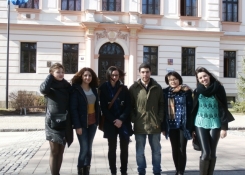 Zleva Anastasia, Tamari, Adéla Holubová, Mohammad, Cherry a Natany