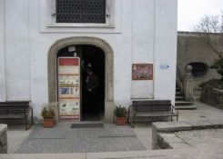 Kostnice