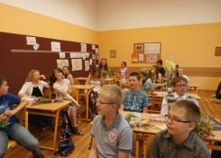 Primánci dostali své první vysvědčení