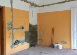 Rekonstrukce elektroinstalací, zednické práce