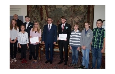 Třeboňští gymnazisté v Černínském paláci