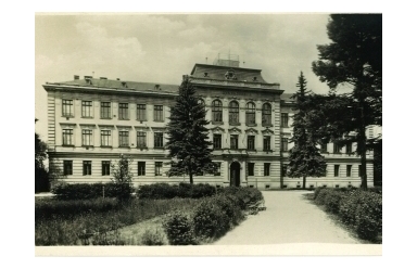 Jubilejní zastavení druhé: Budova