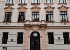 Začínáme.