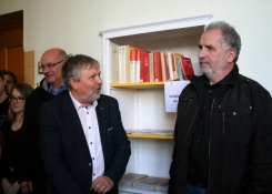 Starosta města Jan Váňa, vpravo architekt a autor projektu Michal Skalík