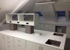 Nová laboratoř chemie těsně před dokončením