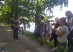 po cestě do centra Algatech