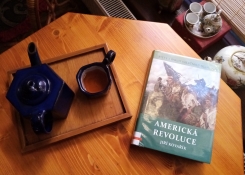 VPr Odborná literatura a čajová specialita Boston Tea Party (Dobrá čajovna Č. Budějovice)