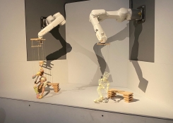 Robotická ruka.
