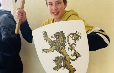 Sekunda učí primu