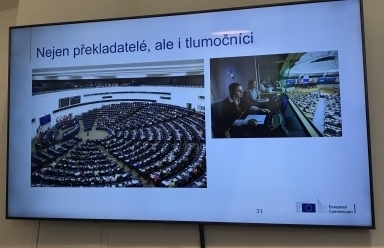 Přednáška o mnohojazyčnosti, překladu a tlumočení