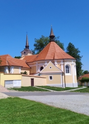 Římov, kostel sv. Ducha 
