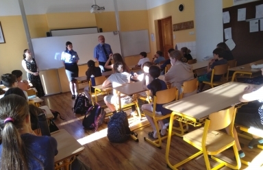 Beseda městské policie s primány