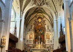 Katedrála Münster, jedna z dominant Kostnice, byla svědkem událostí kostnického koncilu, který na počátku 15. století výrazně ovlivnil dějiny Evropy i českých zemí.
