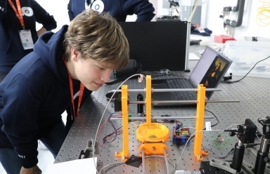 Světlem psaná věda: náš student  Tomáš Michal uspěl v Talentové akademii 2025