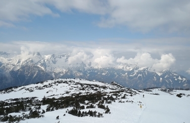 Druháci a sexta lyžují v Alpách