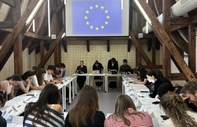 STUDENTSKÝ SUMMIT NA GYMNÁZIU