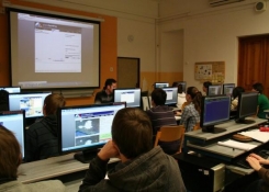 Žáci kvarty při práci s programem