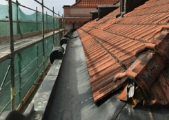 Masivní měděné opláštění střechy bude vyměněno, ozdoby samozřejmě zůstanou