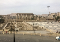 IAh Egypt, Chrámový komplex v Luxoru